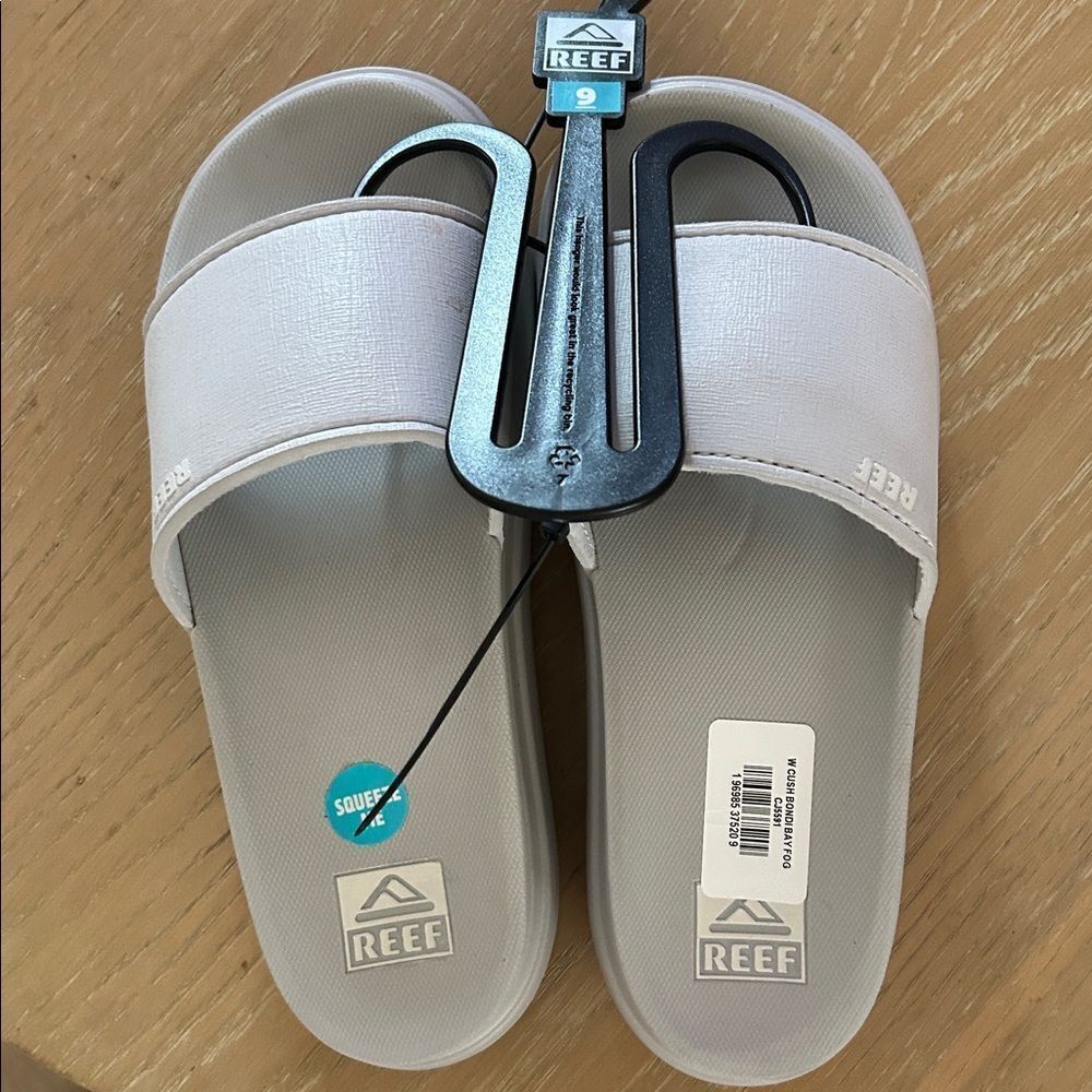 Reef Women's Cushion Bondi Bay Sandals, Color Fog, Size 9, NWT